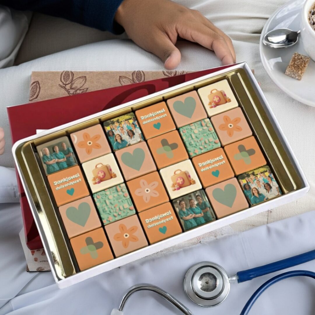 wenskaart van chocolade met 24 chocolade blokjes in dag van de zorg thema. Tasty Present