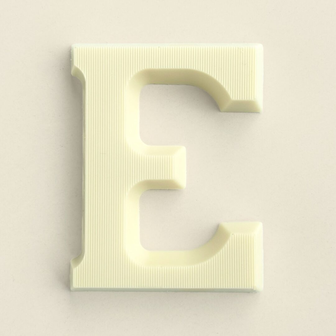 Chocoladeletter E Wit