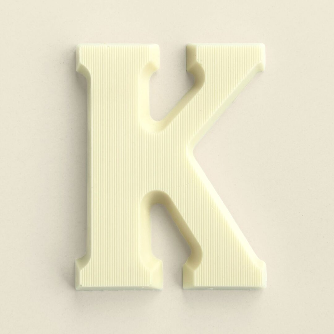 Chocoladeletter K Wit