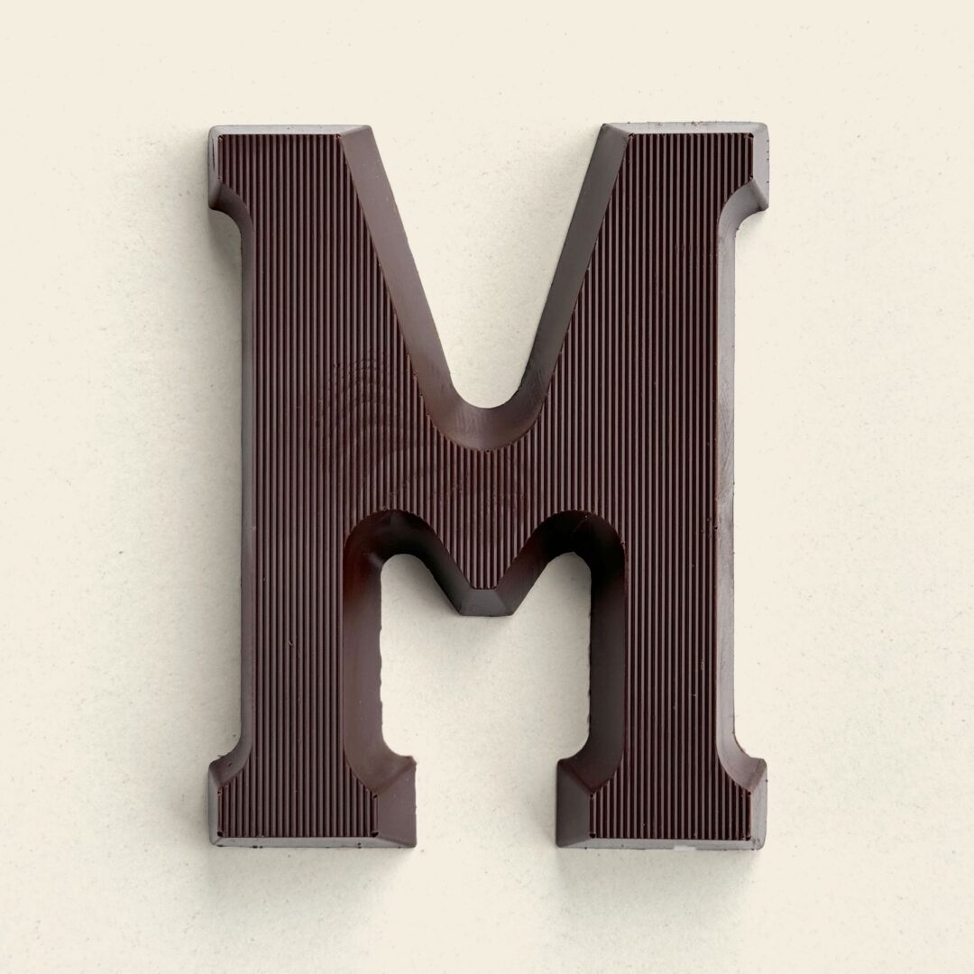 Chocoladeletter M Puur