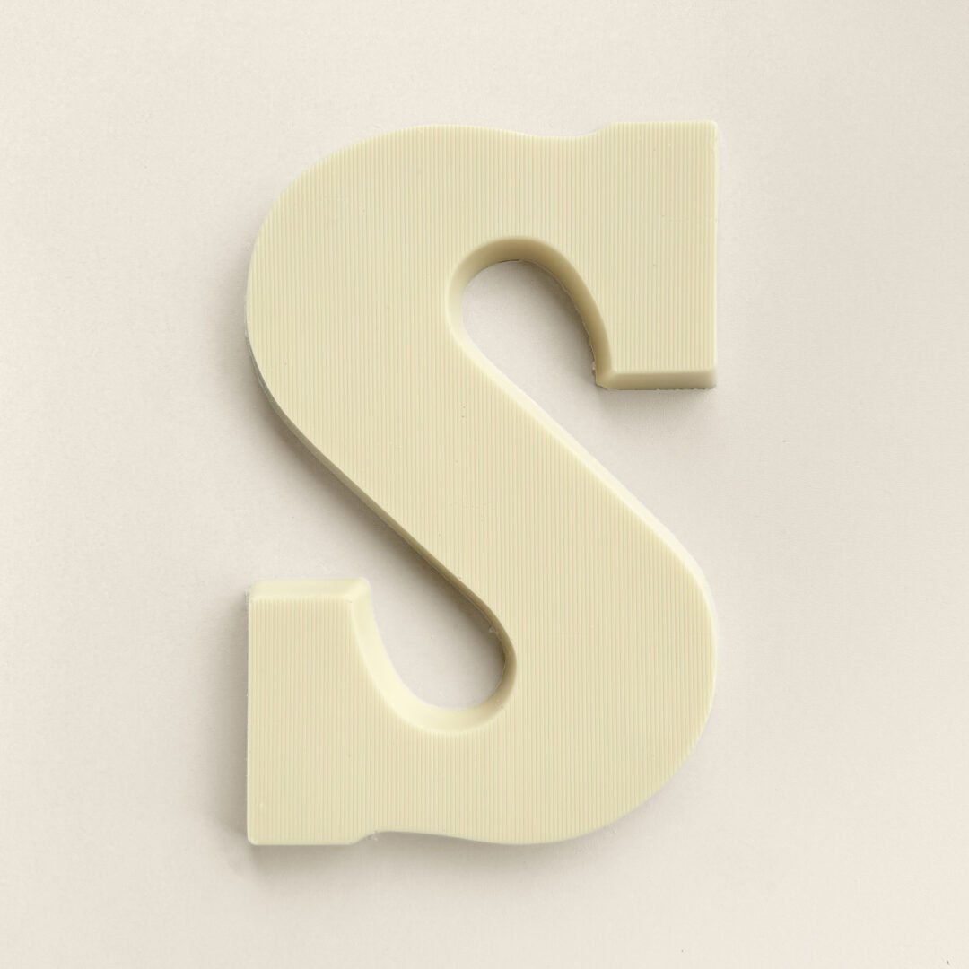 Chocoladeletter S Wit