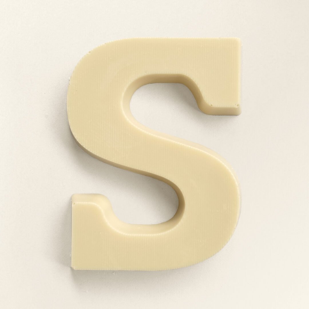 Chocoladeletter S Wit