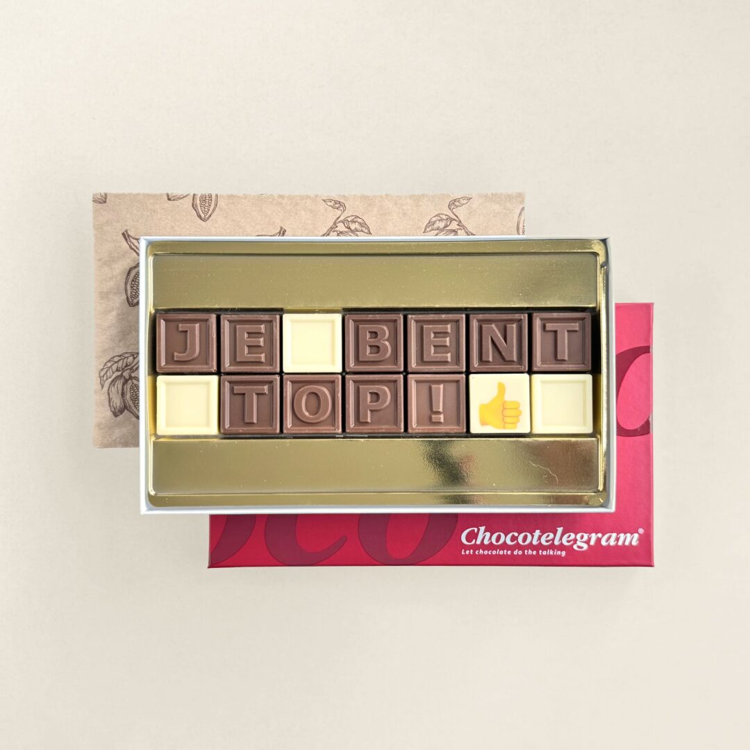 ChocoTelegram met melk en witte chocolade blokjes en tekst je bent top als cadeau of geschenk voor medewerkers, familie of relaties. Tasty Present - gepersonaliseerde chocolade en snoep