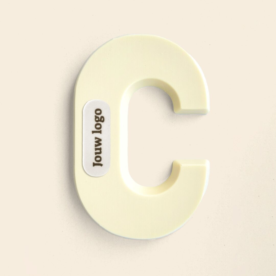 Chocoladeletter Eigen Logo C Wit