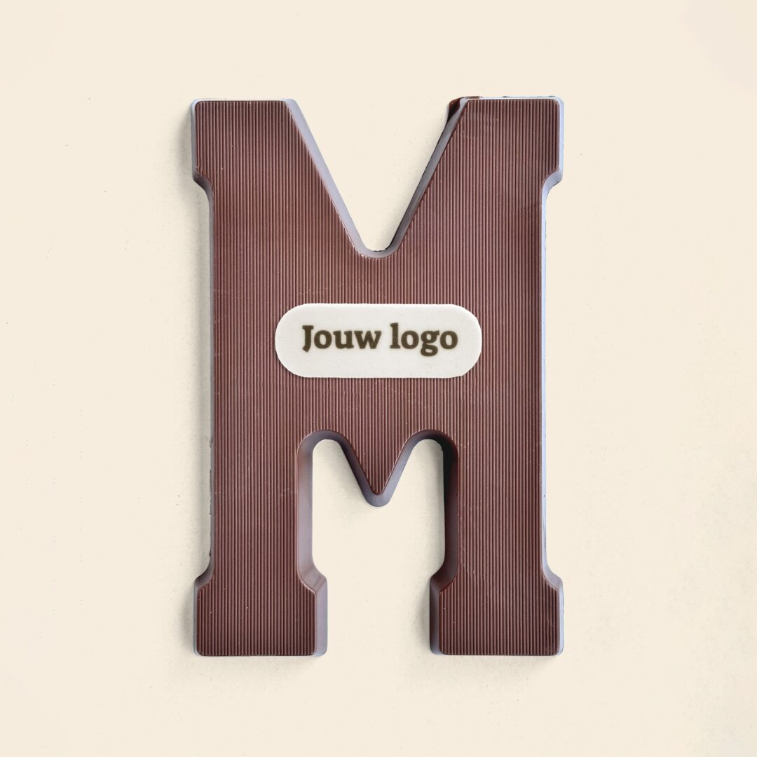 Chocoladeletter Eigen Logo M melk
