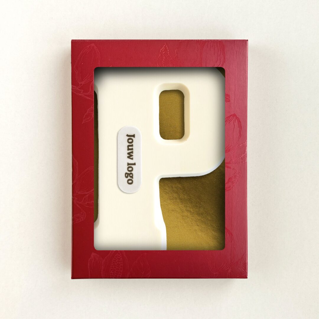 Chocoladeletter Eigen Logo P Wit