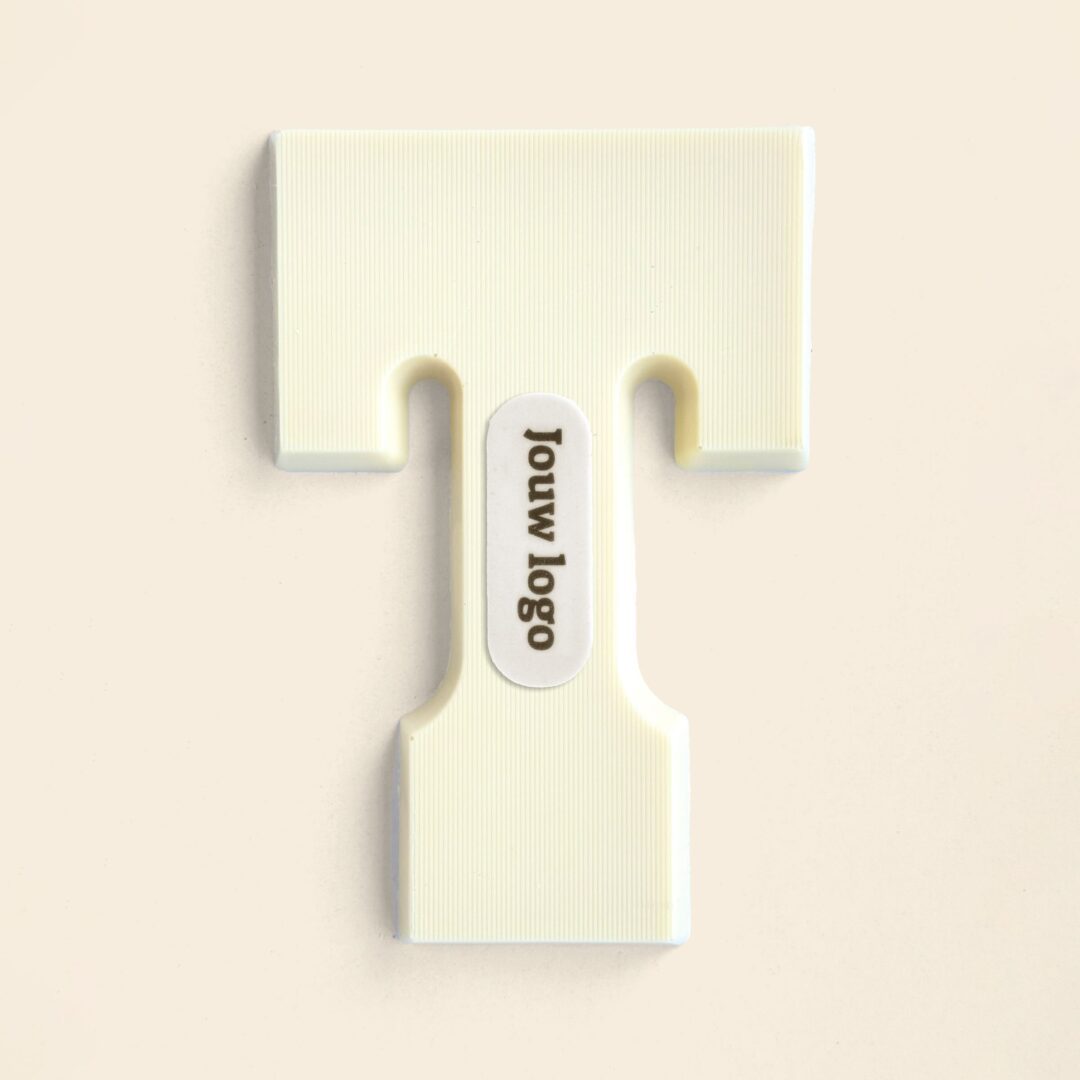 Chocoladeletter Eigen Logo T Wit