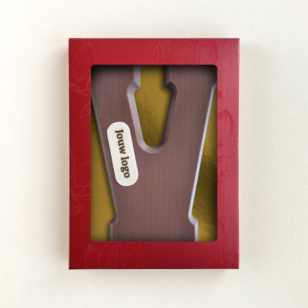 Chocoladeletter Eigen Logo V Melk