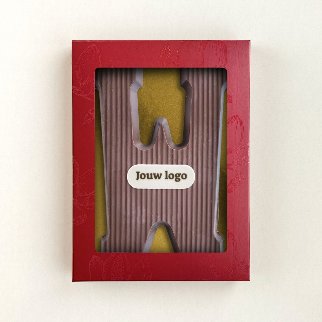 Chocoladeletter Eigen Logo W Melk