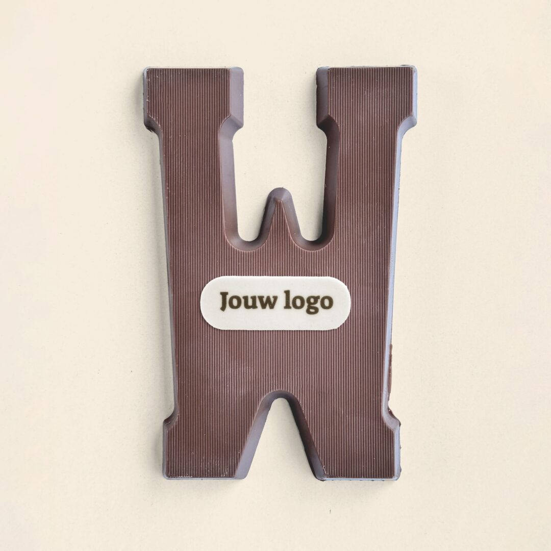 Chocoladeletter Eigen Logo W Melk