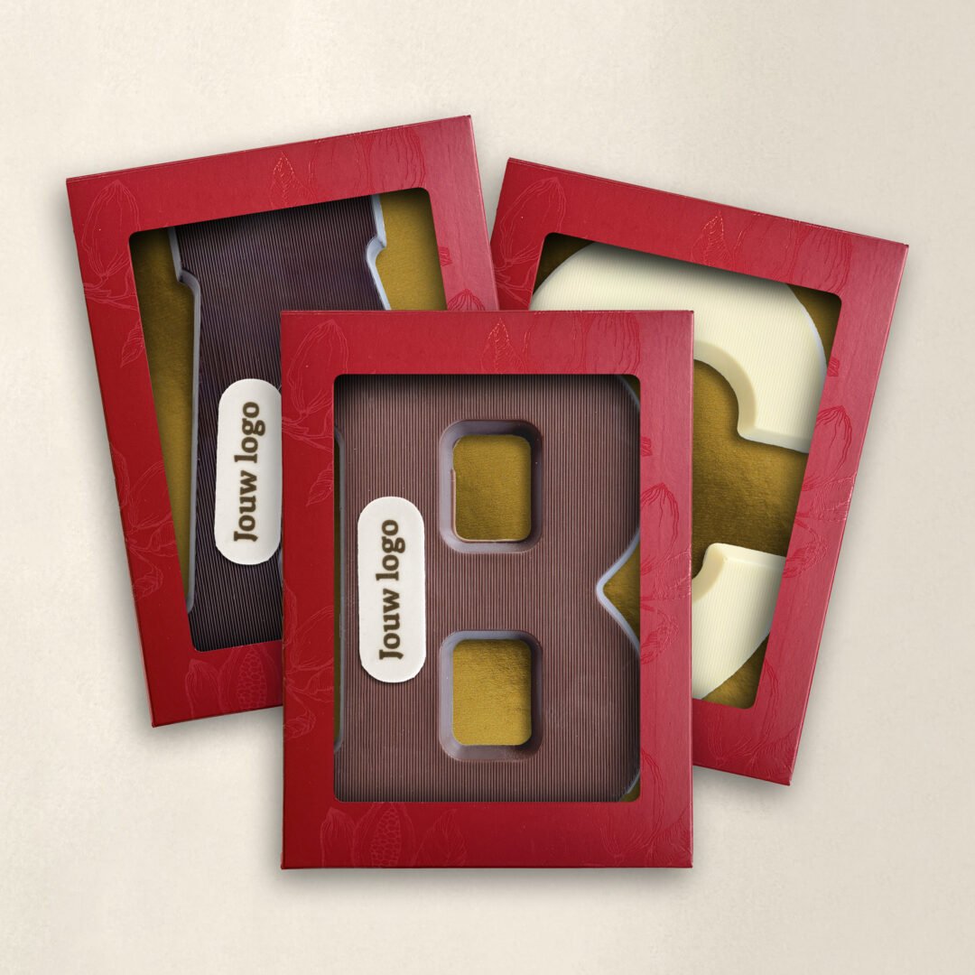 Tasty Present ambachtelijke chocoladeletters met jouw logo