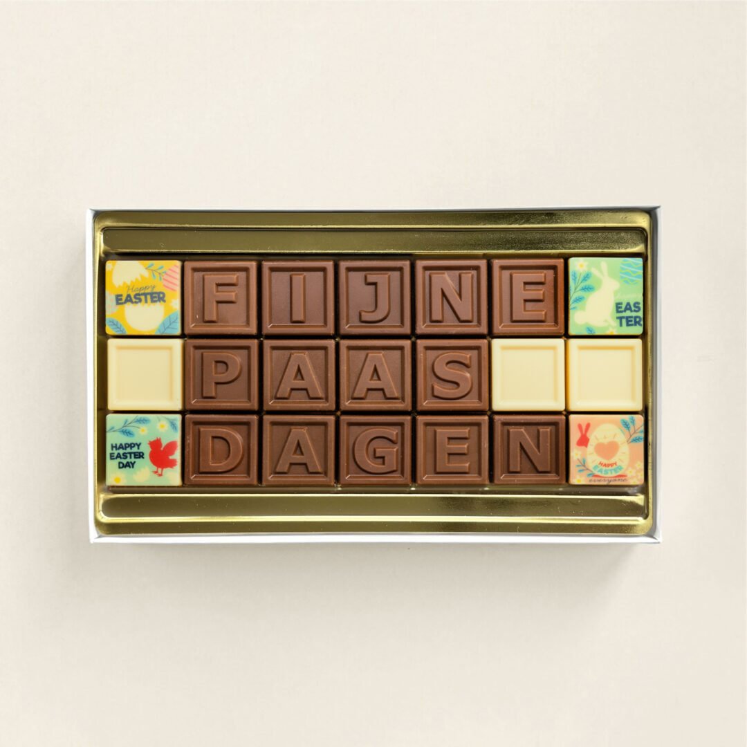 Chocotelegram 21 - fijne paasdagen - 4 kleurrijke logoblokjes
