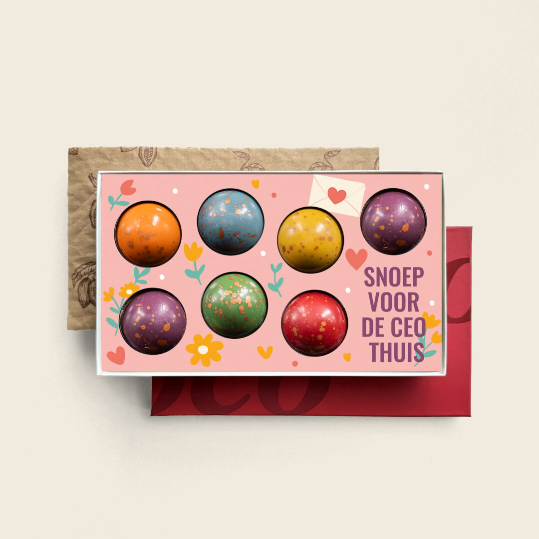 Luxe XL bonbons geschenkdoos met 7 stuks in smaken zoals pistache, karamel en fruit als Moederdag of Valentijnsdag cadeau of geschenk voor moeder, partner of familie. Tasty Present - gepersonaliseerde chocolade en snoep