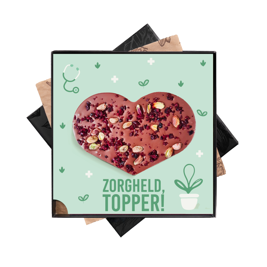 Groot melkchocolade hart met luxe notenmix als cadeau voor zorgmedewerkers op Dag van de Zorg. Tasty Present - gepersonaliseerde chocolade en snoep